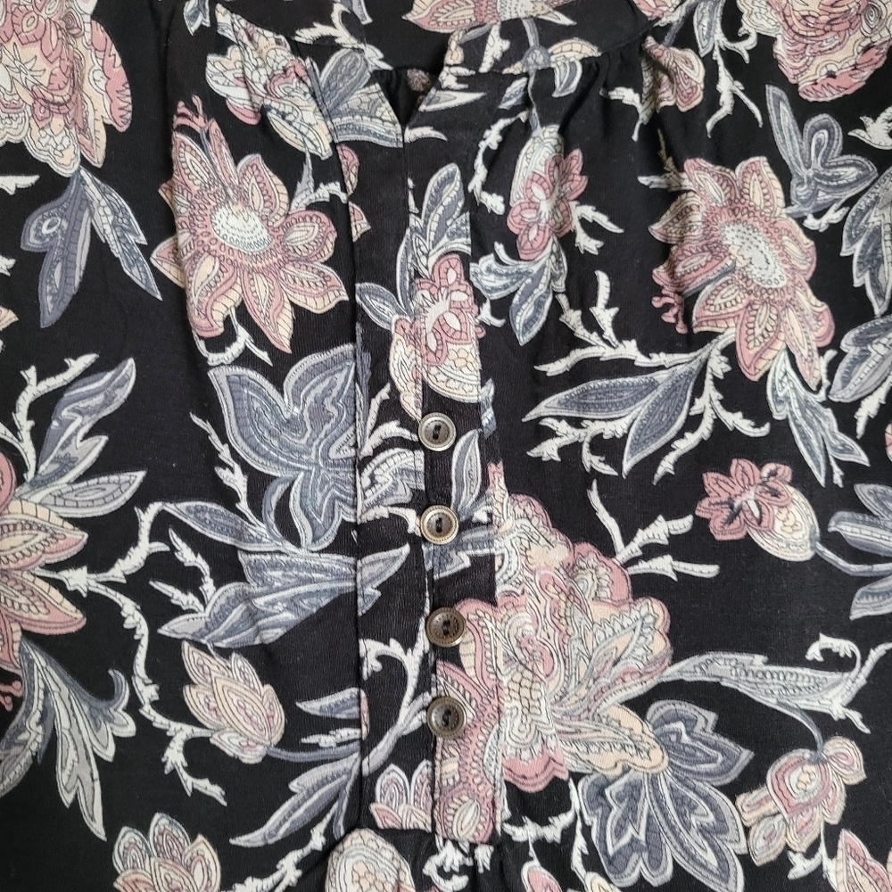 Lucky Brand Women's Size 2X Plus Floral 3/4 Sleeve Vneck Blouse Top - Picture 2 of 10
